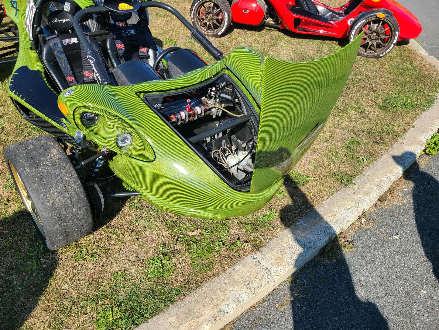 Front end with hood opening