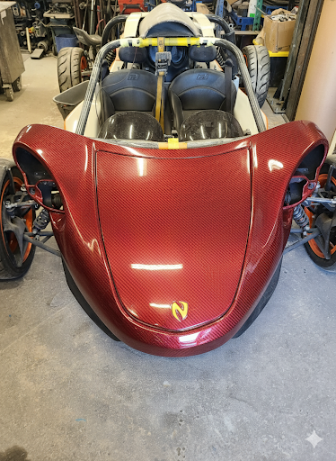 Front end with hood opening
